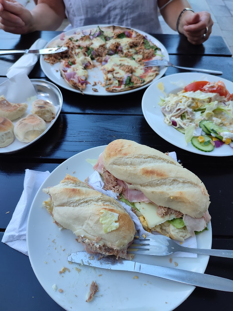 Pizzeria Pizza Pazza-6